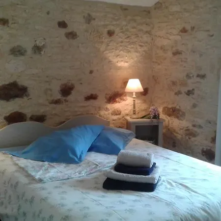 בית נופש Lalaurie Groupe Sauveterre-la-Lémance